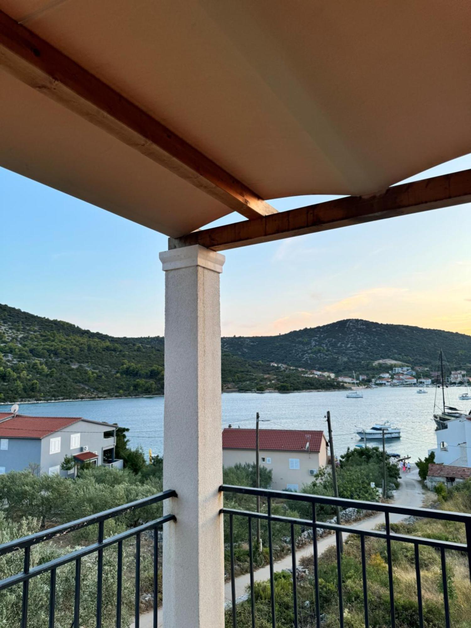 Apartman Vitanov Vinišće 外观 照片